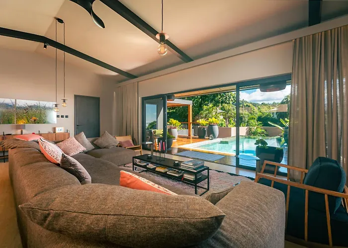 Maison Gaia Seychelles - Staffed 5br Villa, Infinity Pool, Ocean & Sunset View