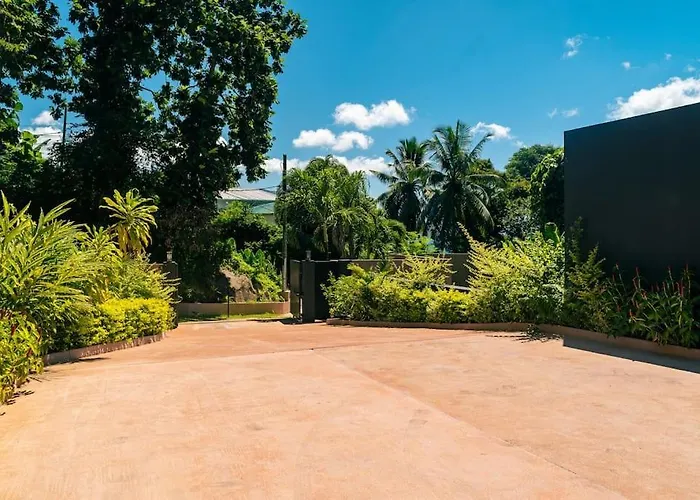 Maison Gaia Seychelles - Staffed 5br Villa, Infinity Pool, Ocean & Sunset View Villa Glacis (Mahe)